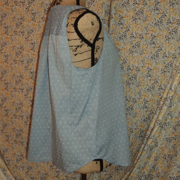 Sleeveless Top/Blouse - Picture 7 of 7